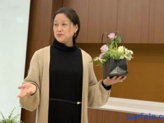 一花一世界 一叶一天堂——记上海颜钛插花培训