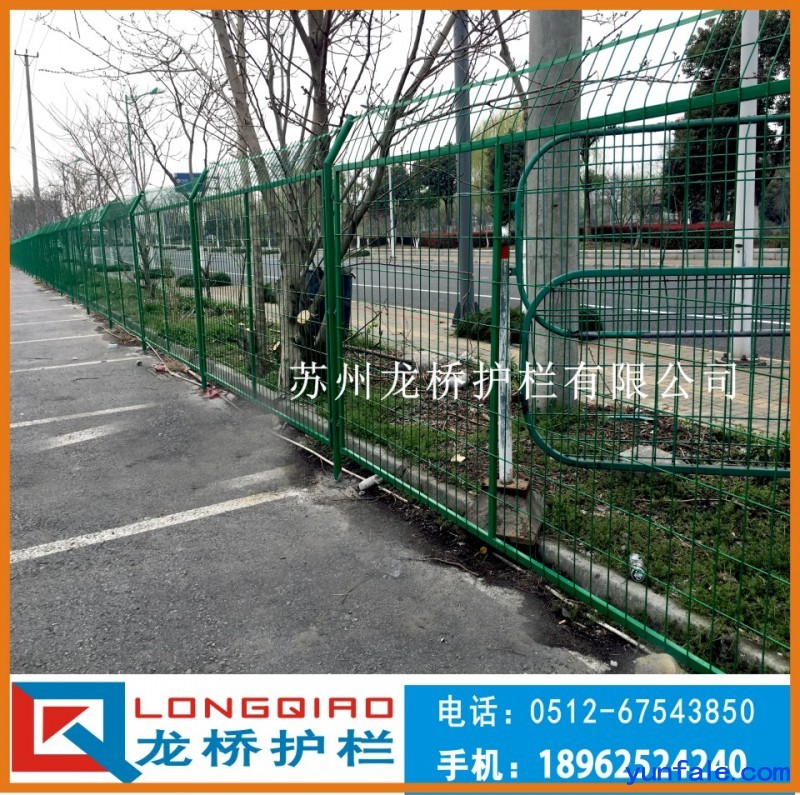 湘潭铁路护栏网 湘潭高速公路护栏网 浸塑绿色铁丝网 龙桥