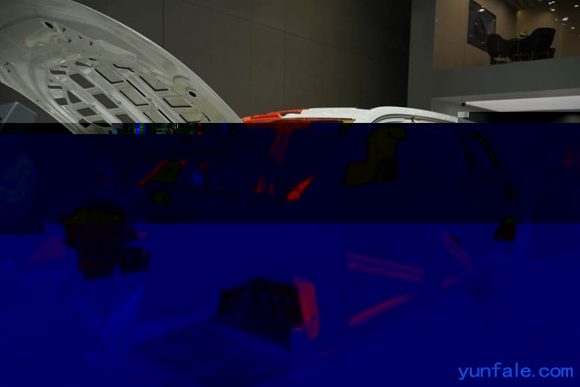 汽车的车头<em></em>
<em></em>
AI 生成的内容可能不正确。